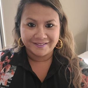 Meet your Posher, Angela